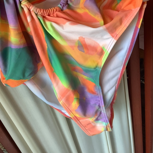 PrettyLittleThing Plunge Swimsuit Multicolor Swirl One Piece High Leg Size 8 - Picture 6 of 8